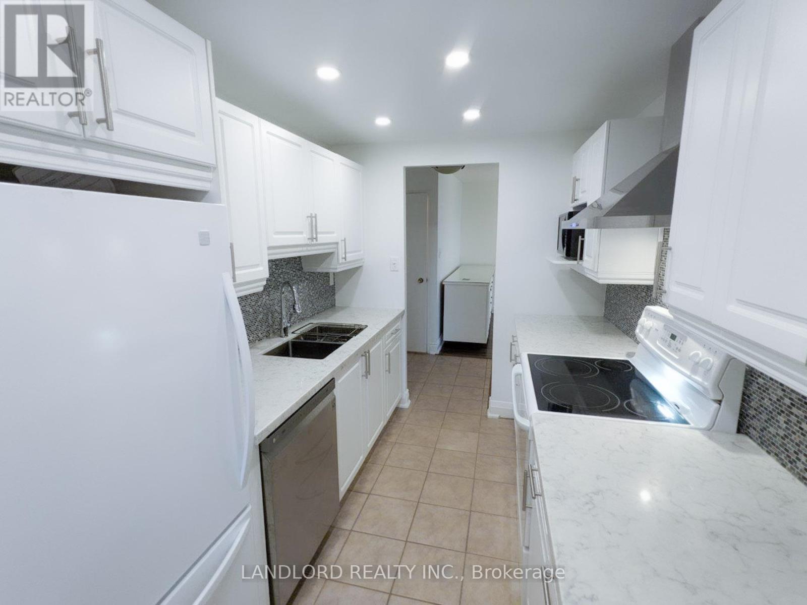 2002 - 299 Mill Road, Toronto, Ontario  M9C 4V9 - Photo 5 - W12608700