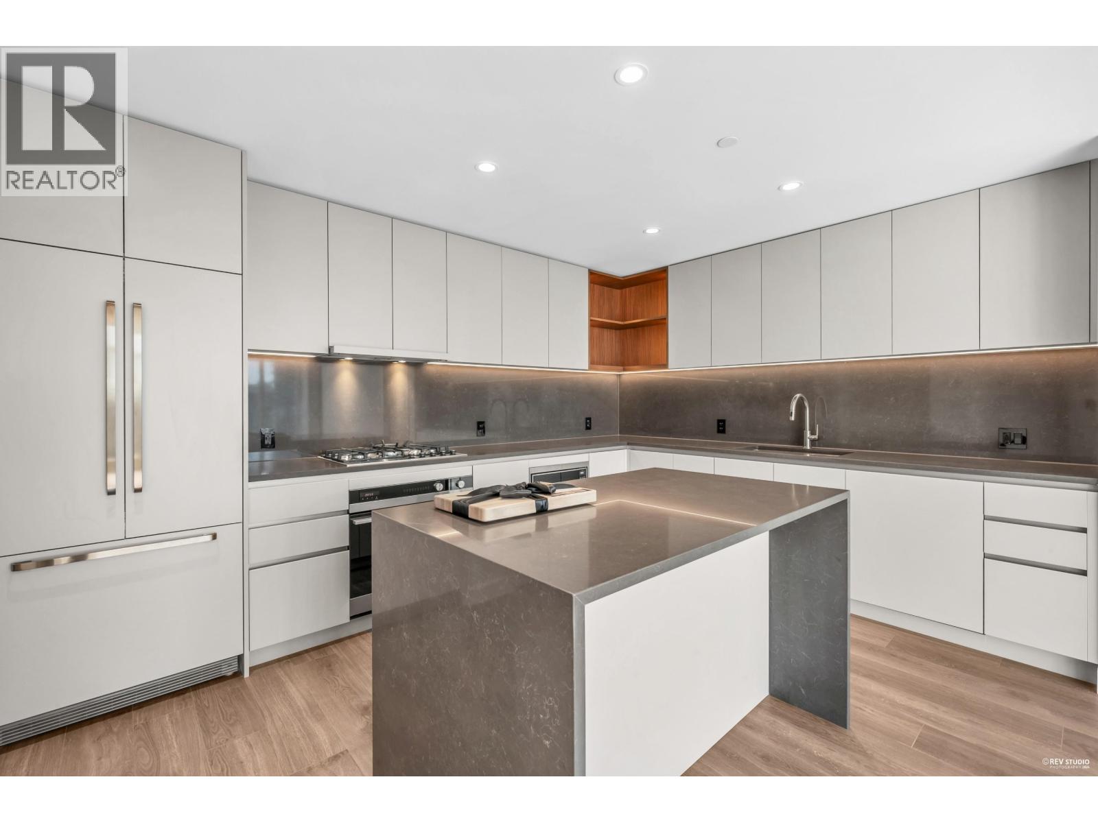 2706 720 Farrow Street, Coquitlam, British Columbia  V3J 3S5 - Photo 5 - R3058940