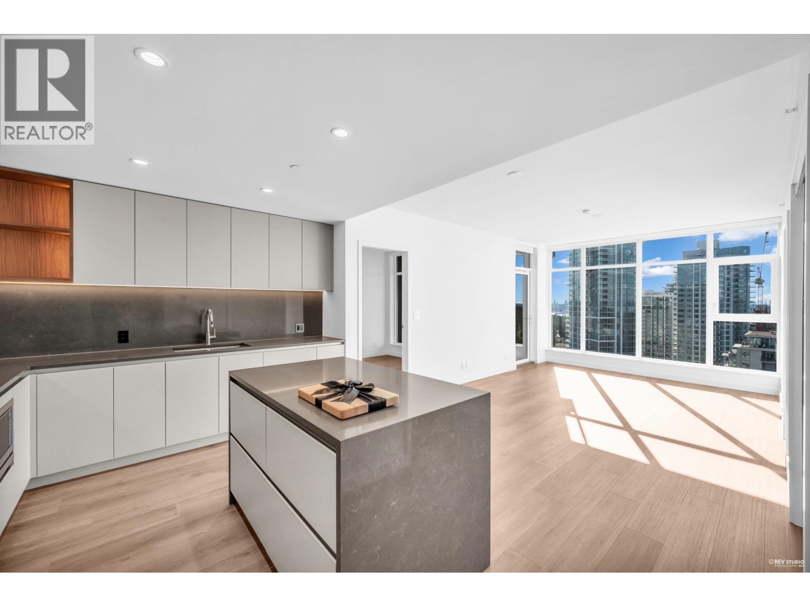 2706 720 Farrow Street, Coquitlam, British Columbia  V3J 3S5 - Photo 7 - R3058940