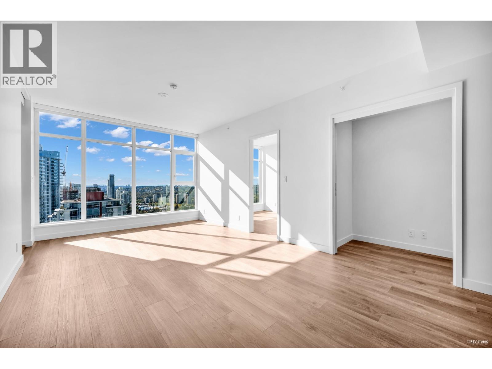 2706 720 Farrow Street, Coquitlam, British Columbia  V3J 3S5 - Photo 10 - R3058940