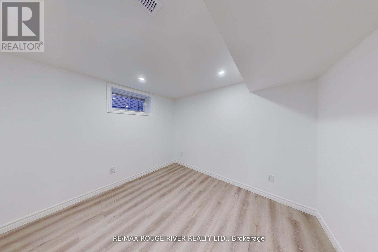 222 B Hibbert Avenue, Oshawa, Ontario  L1J 1V3 - Photo 6 - E12608702