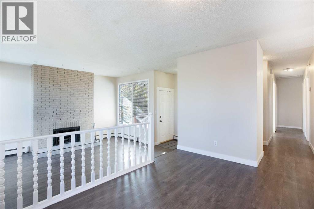 4004 79 Street Nw, Calgary, Alberta T3B 2N8 - Photo 5 - A2266185