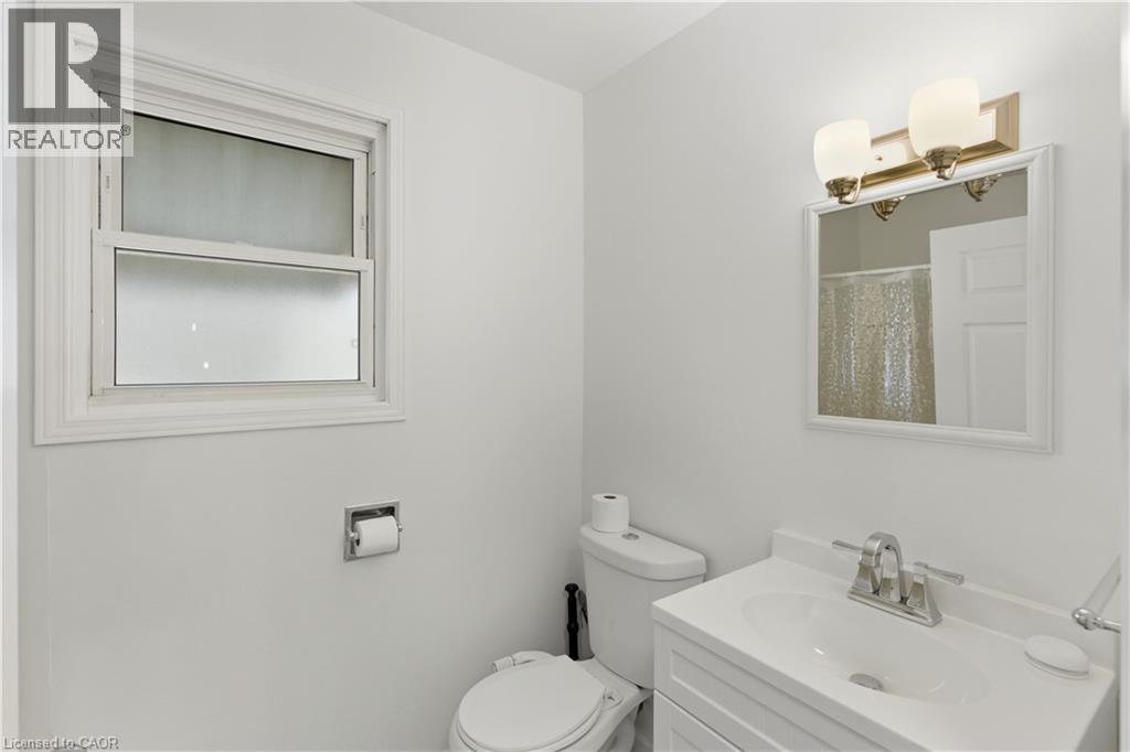 116 Robins Avenue, Hamilton, Ontario  L8H 4N7 - Photo 24 - 40778839