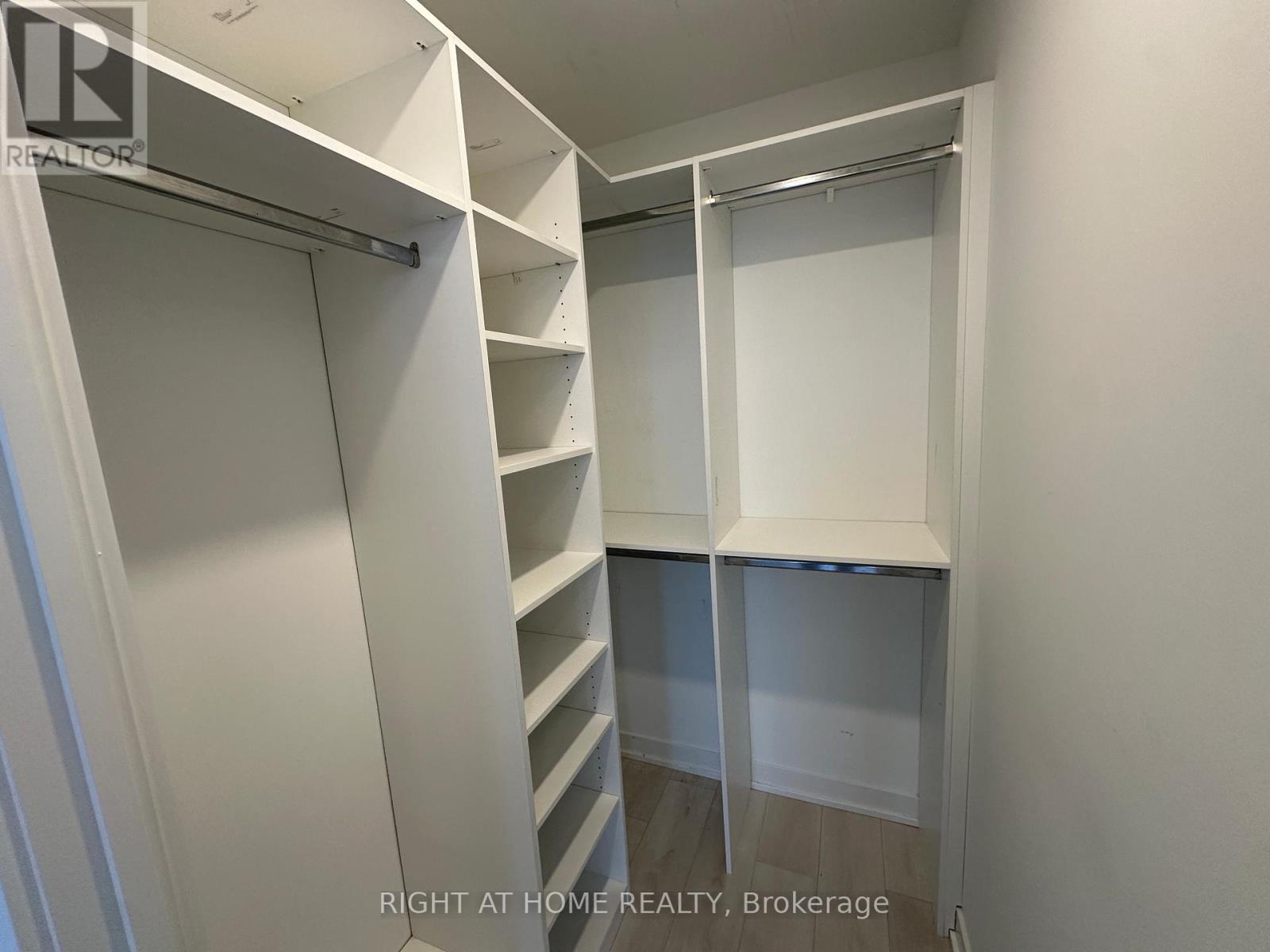 710 - 5 Defries Street S, Toronto, Ontario  M5A 0W7 - Photo 8 - C12557354