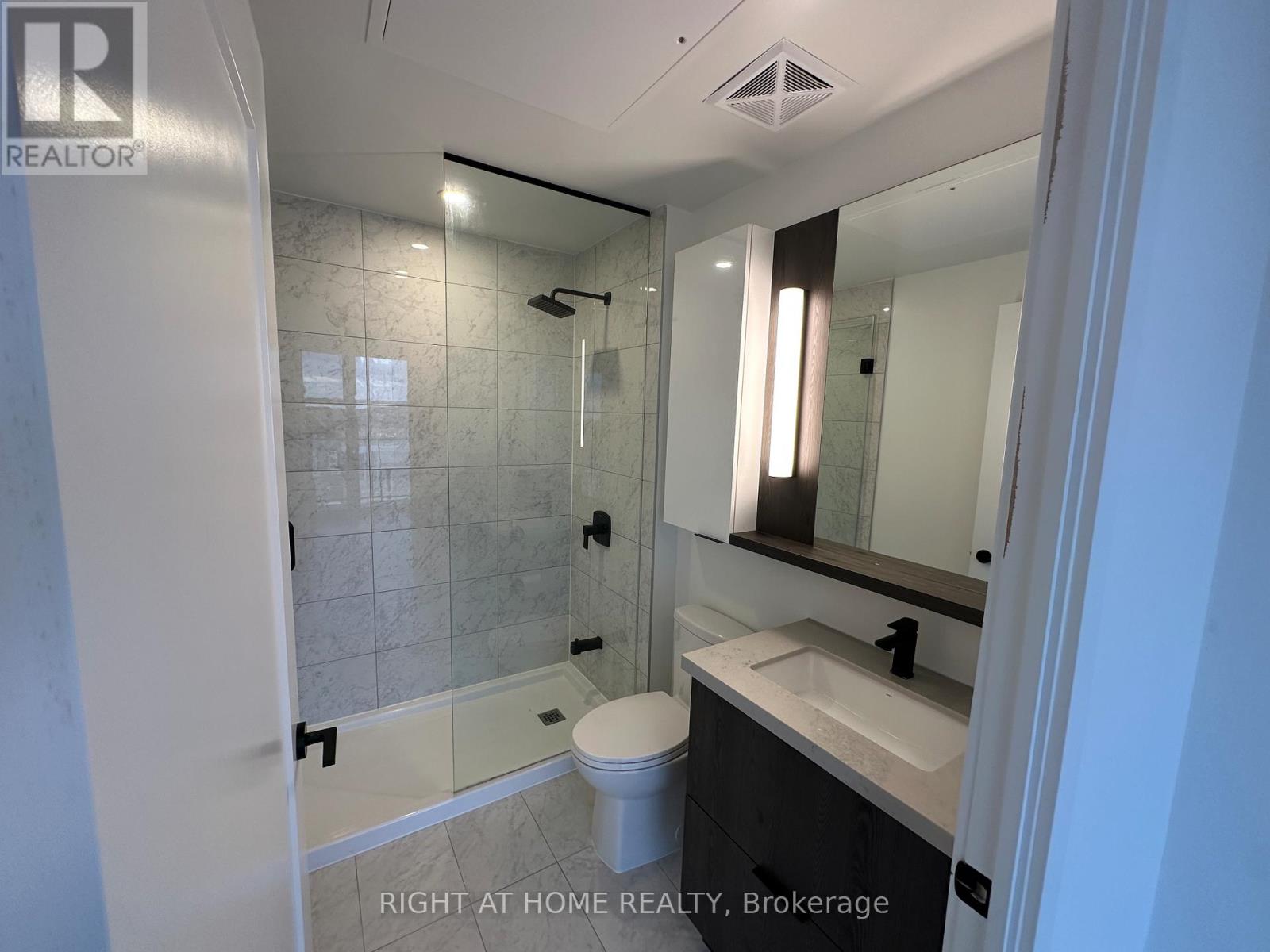 710 - 5 Defries Street S, Toronto, Ontario  M5A 0W7 - Photo 3 - C12557354