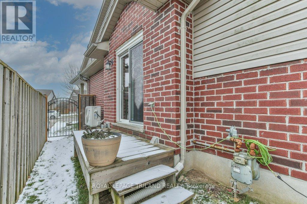 14 Alderwood Court, St. Thomas, Ontario  N5P 0B2 - Photo 37 - X12608728