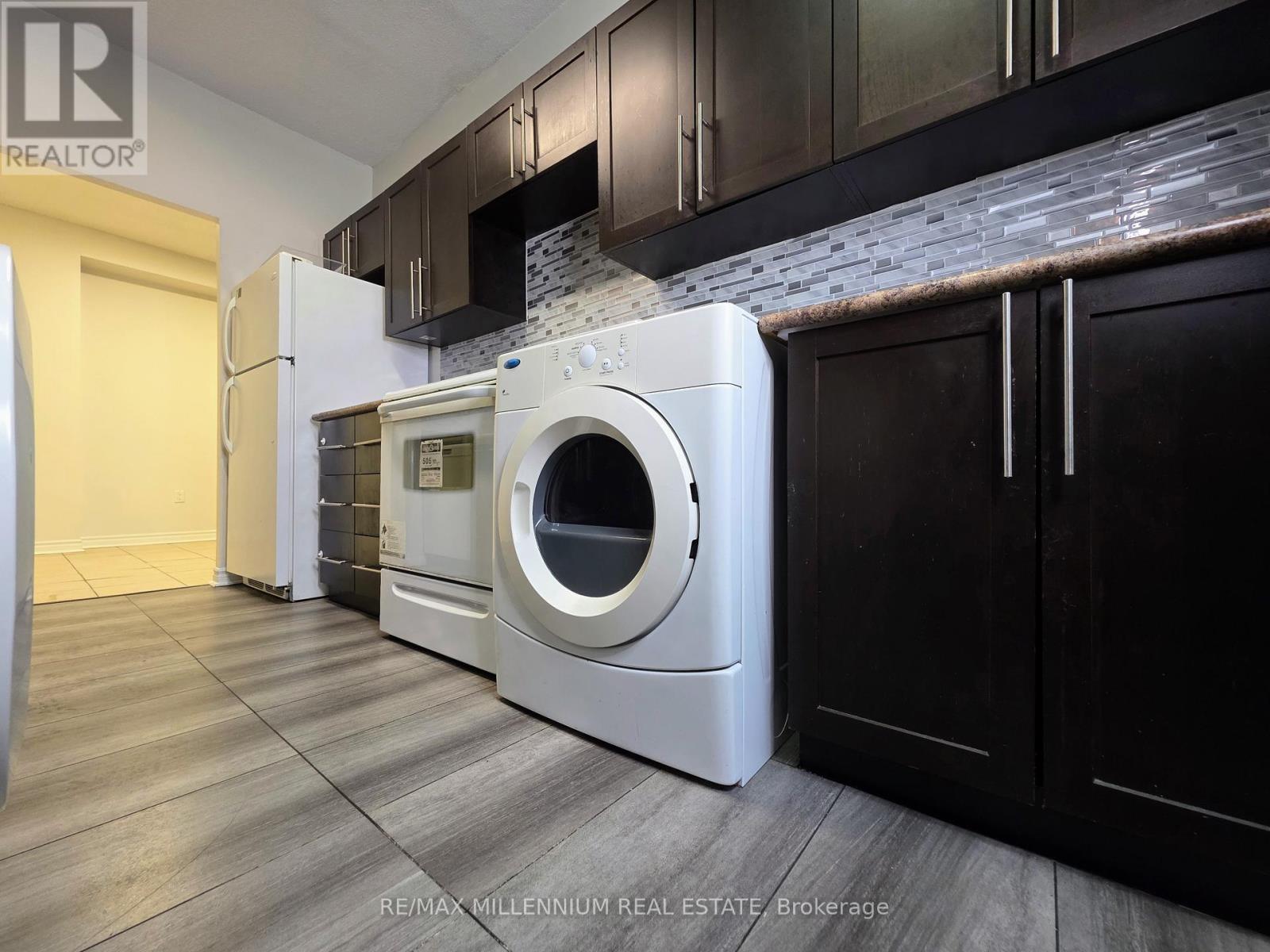 102 - 175 Hilda Avenue, Toronto, Ontario M2M 1V8 - Photo 11 - C12510084