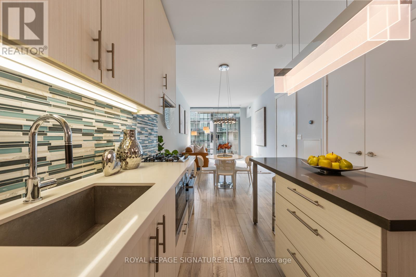 827 - 39 Queens Quay E, Toronto, Ontario M5E 0A5 - Photo 16 - C12608258