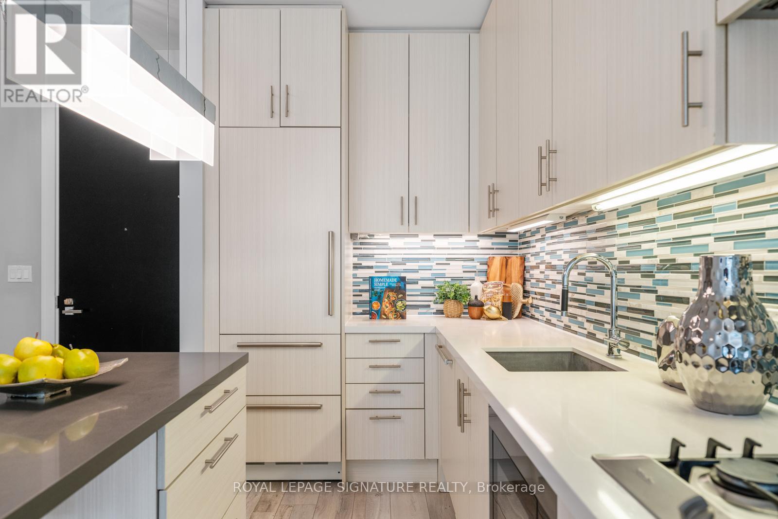 827 - 39 Queens Quay E, Toronto, Ontario M5E 0A5 - Photo 14 - C12608258