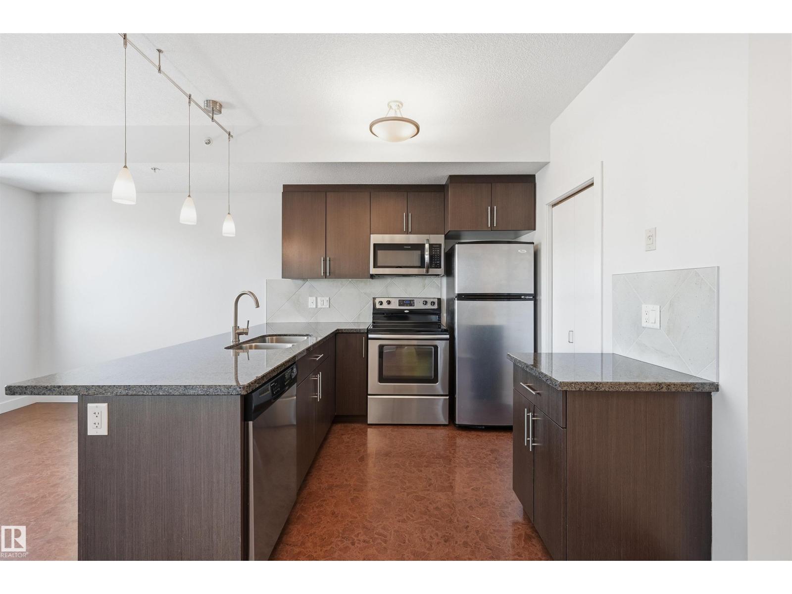 #802 10055 118 St Nw, Edmonton, Alberta  T5K 0C1 - Photo 7 - E4466822