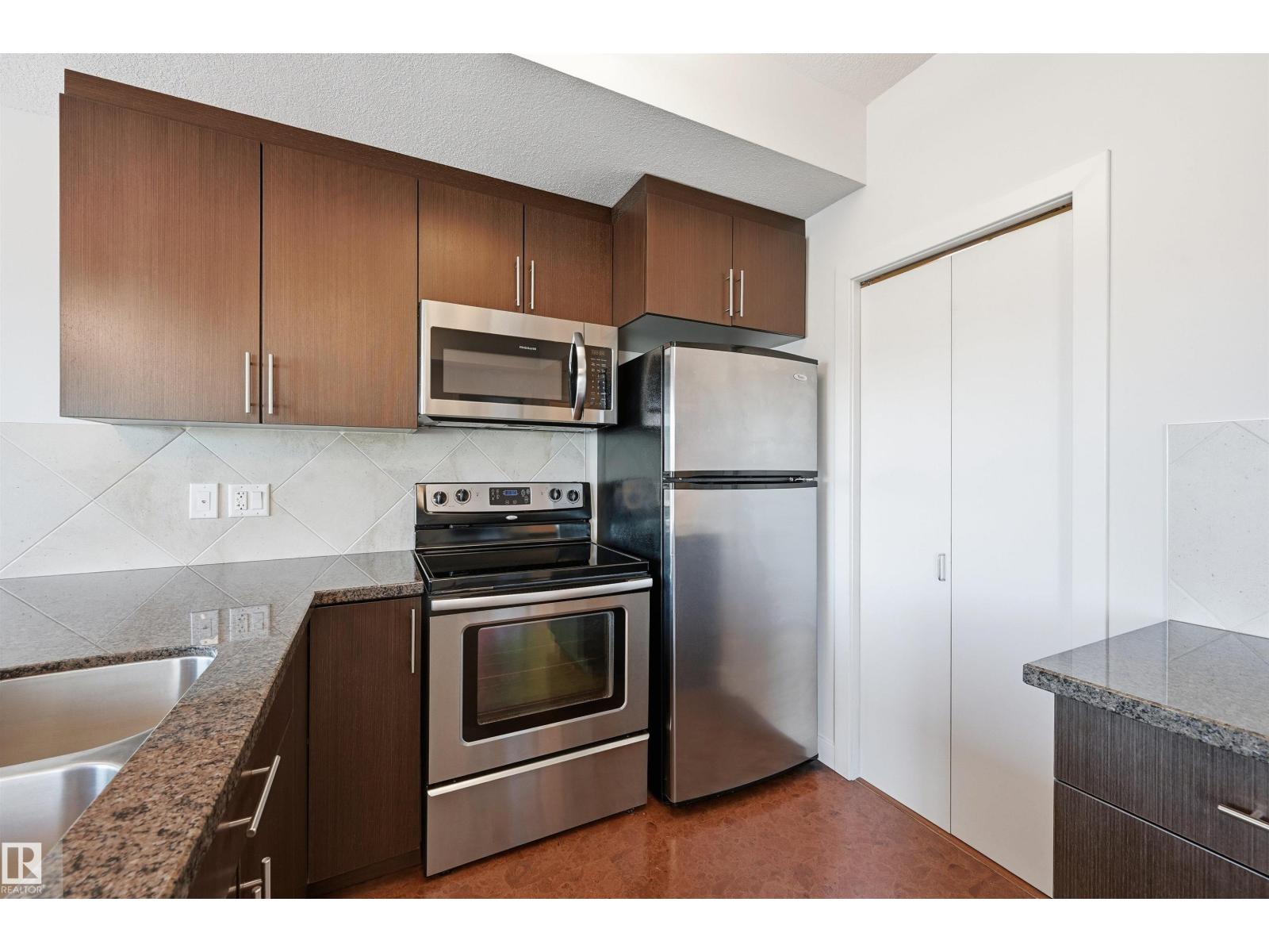 #802 10055 118 St Nw, Edmonton, Alberta  T5K 0C1 - Photo 8 - E4466822