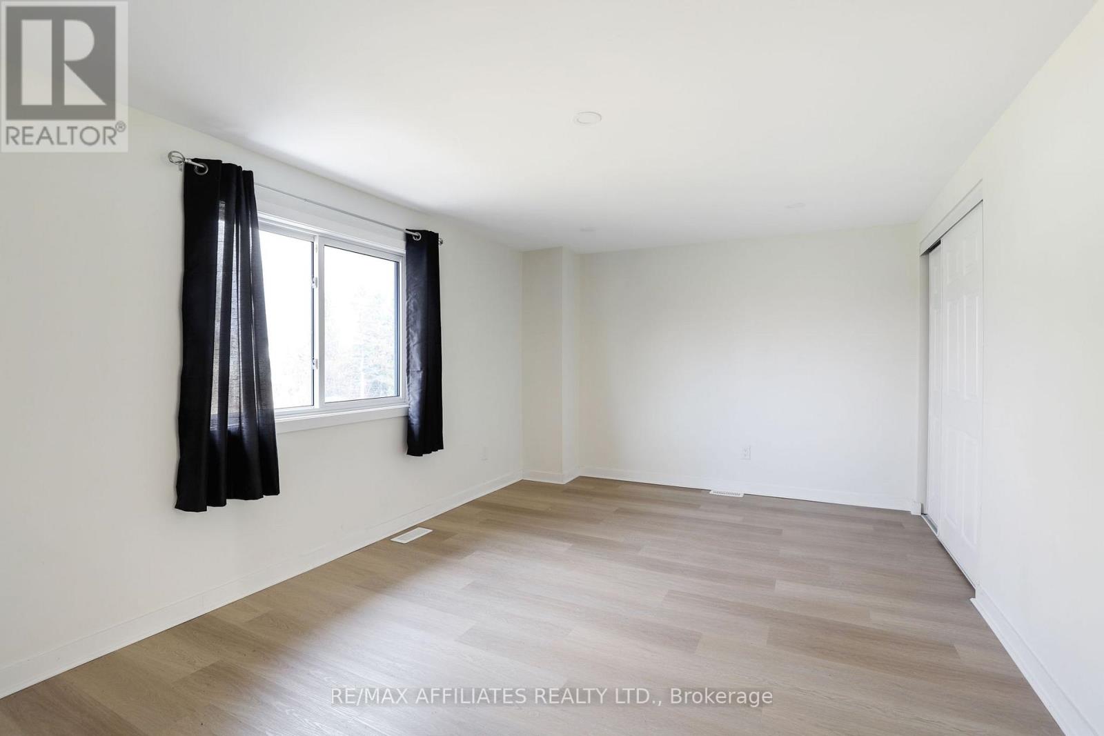 37 - 472 Sandhamn Private, Ottawa, Ontario  K1T 2Z4 - Photo 23 - X12608758