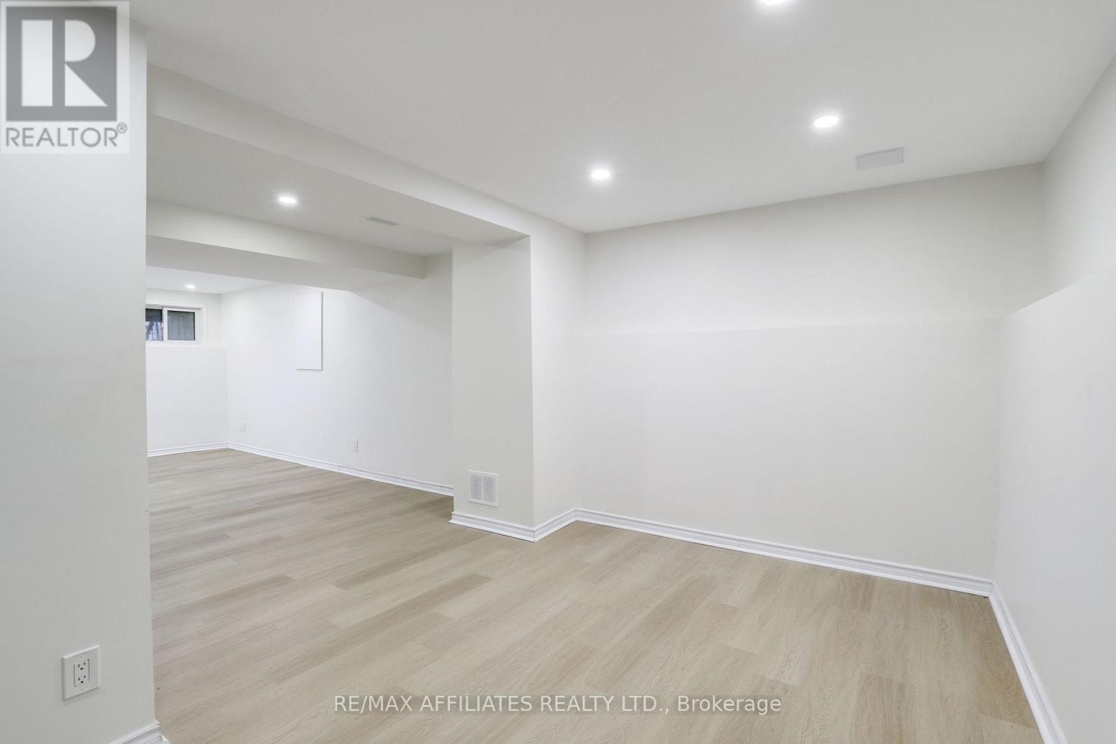 37 - 472 Sandhamn Private, Ottawa, Ontario  K1T 2Z4 - Photo 35 - X12608758