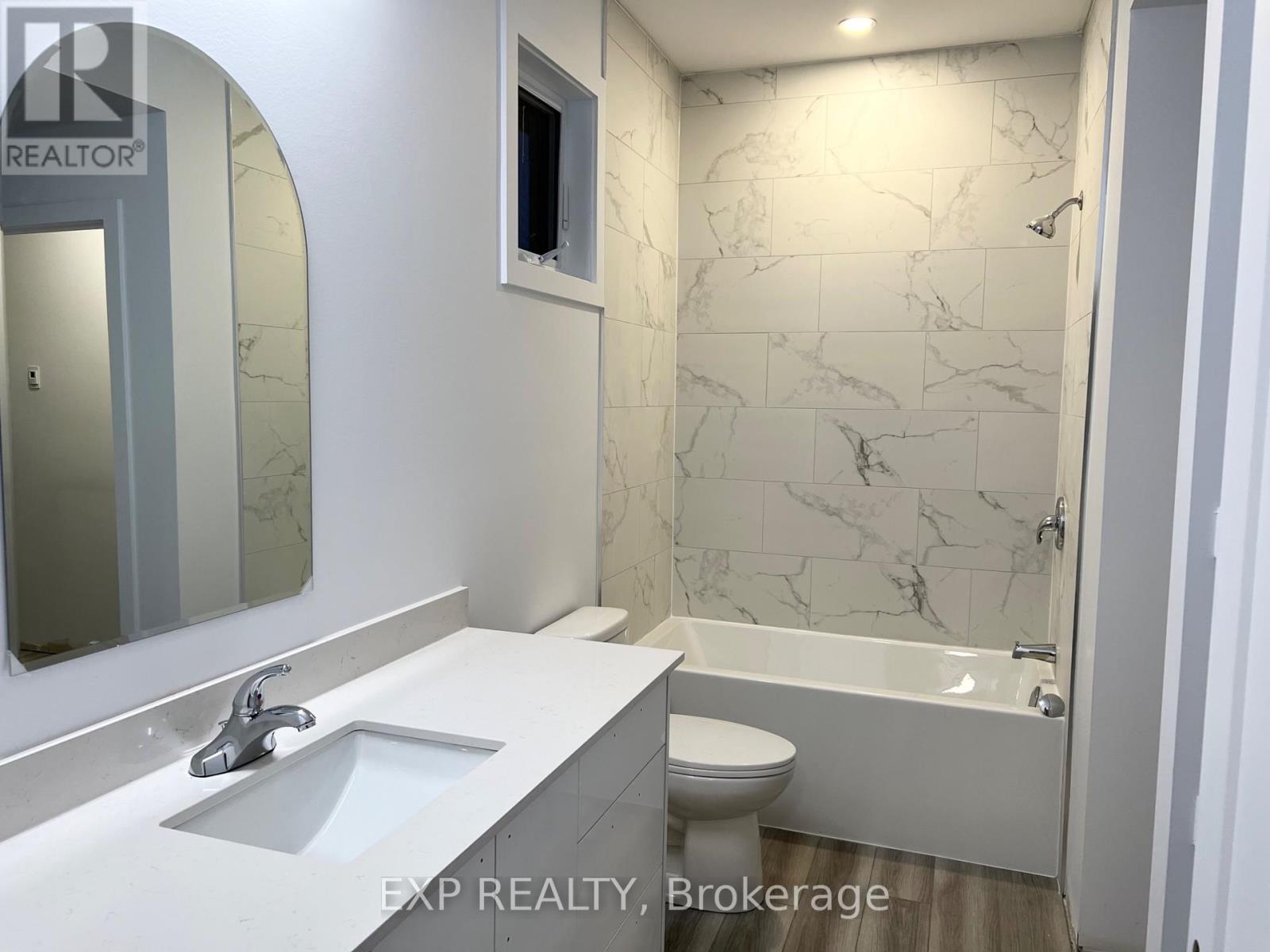 Unit 6 - 1371 Louis Lane, Ottawa, Ontario  K1B 3P2 - Photo 10 - X12608762