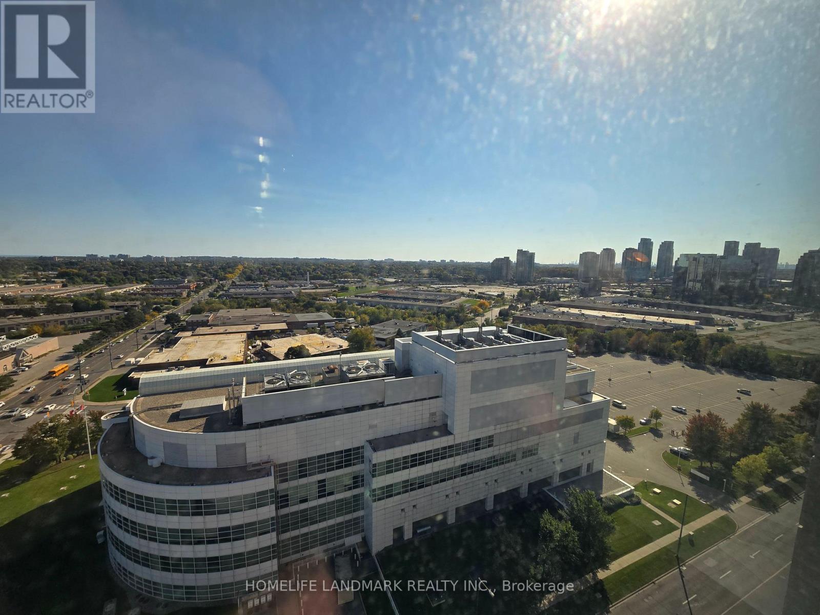 2206 - 1 Lee Centre Drive, Toronto, Ontario  M1H 3J2 - Photo 2 - E12608732