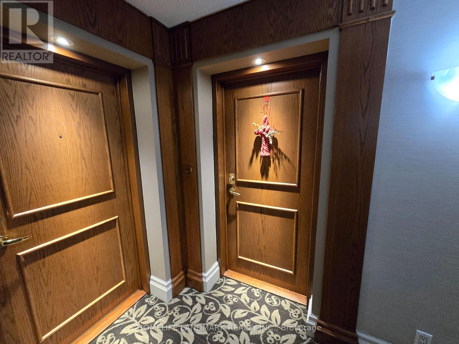 2206 - 1 Lee Centre Drive, Toronto, Ontario  M1H 3J2 - Photo 4 - E12608732