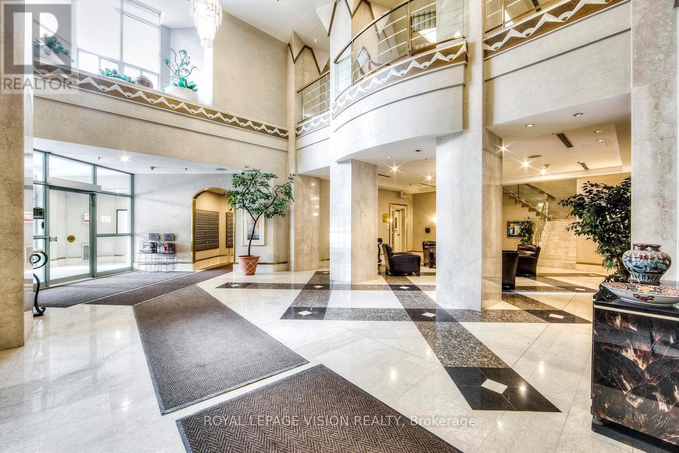 2015 - 88 Corporate Drive, Toronto (Woburn), Ontario  M1H 3G6 - Photo 4 - E12608754