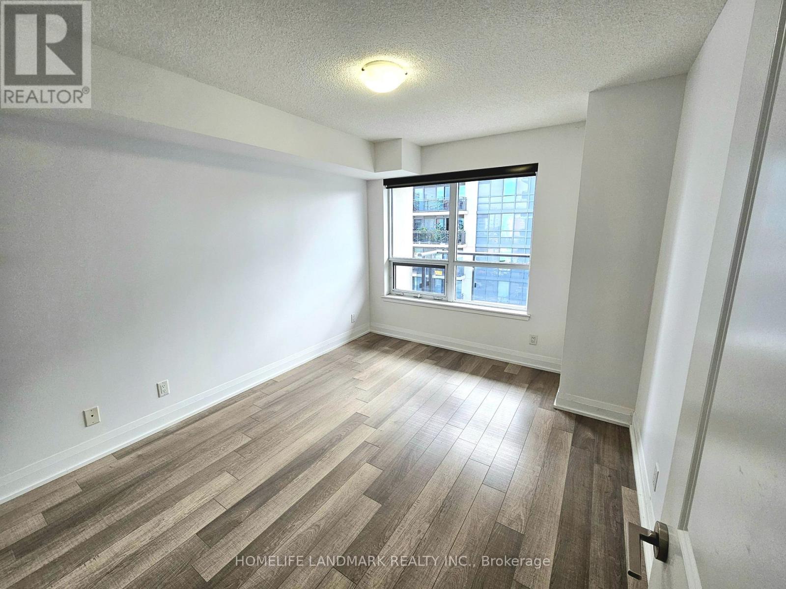 611 - 372 Highway 7 East Road E, Richmond Hill, Ontario  L4B 0C6 - Photo 5 - N12608750