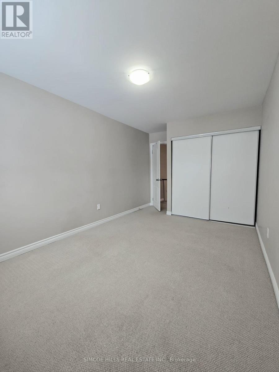 12 Lankin Boulevard, Orillia, Ontario  L3V 6T2 - Photo 12 - S12608742