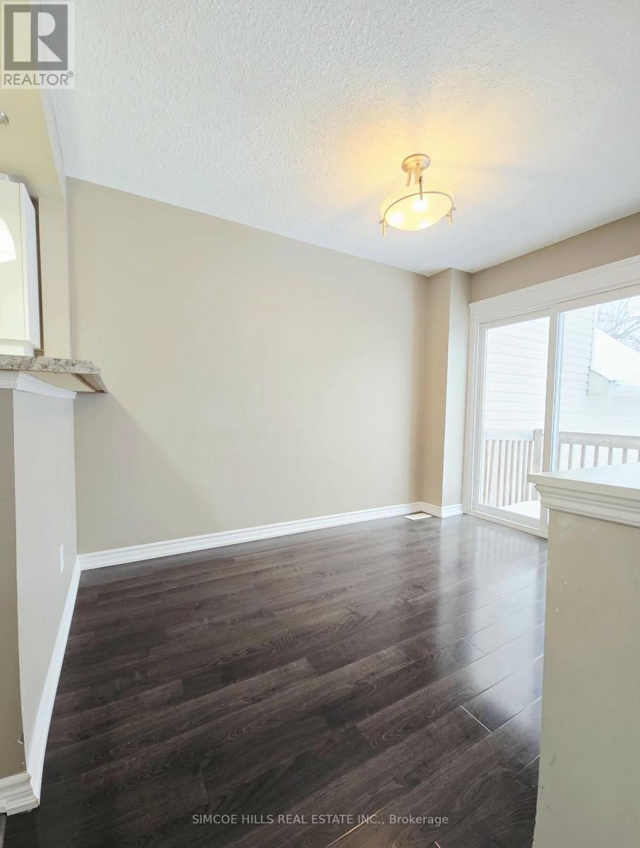 12 Lankin Boulevard, Orillia, Ontario  L3V 6T2 - Photo 4 - S12608742