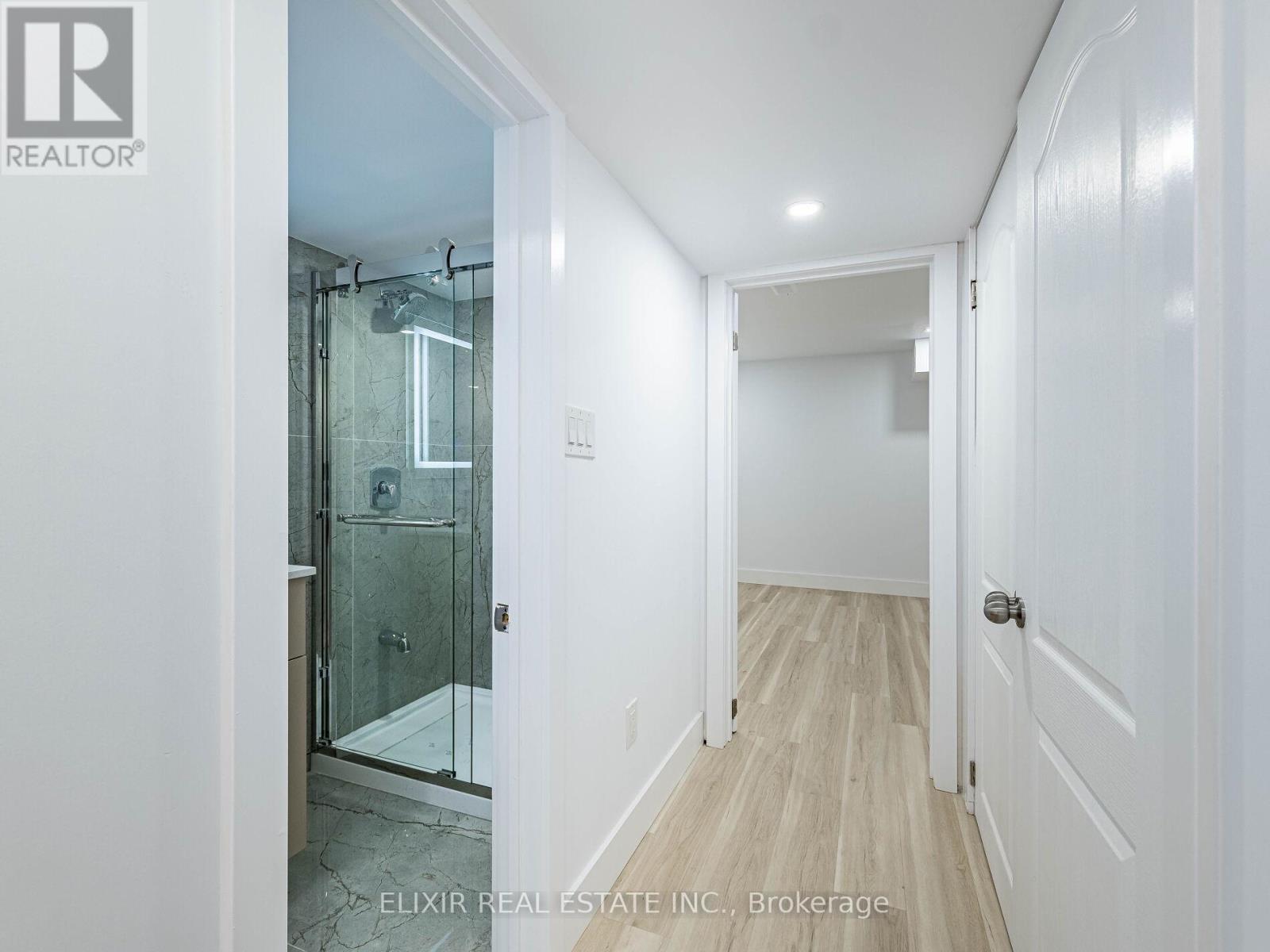 20 Penn Drive, Brampton, Ontario  L7A 1N9 - Photo 19 - W12608720