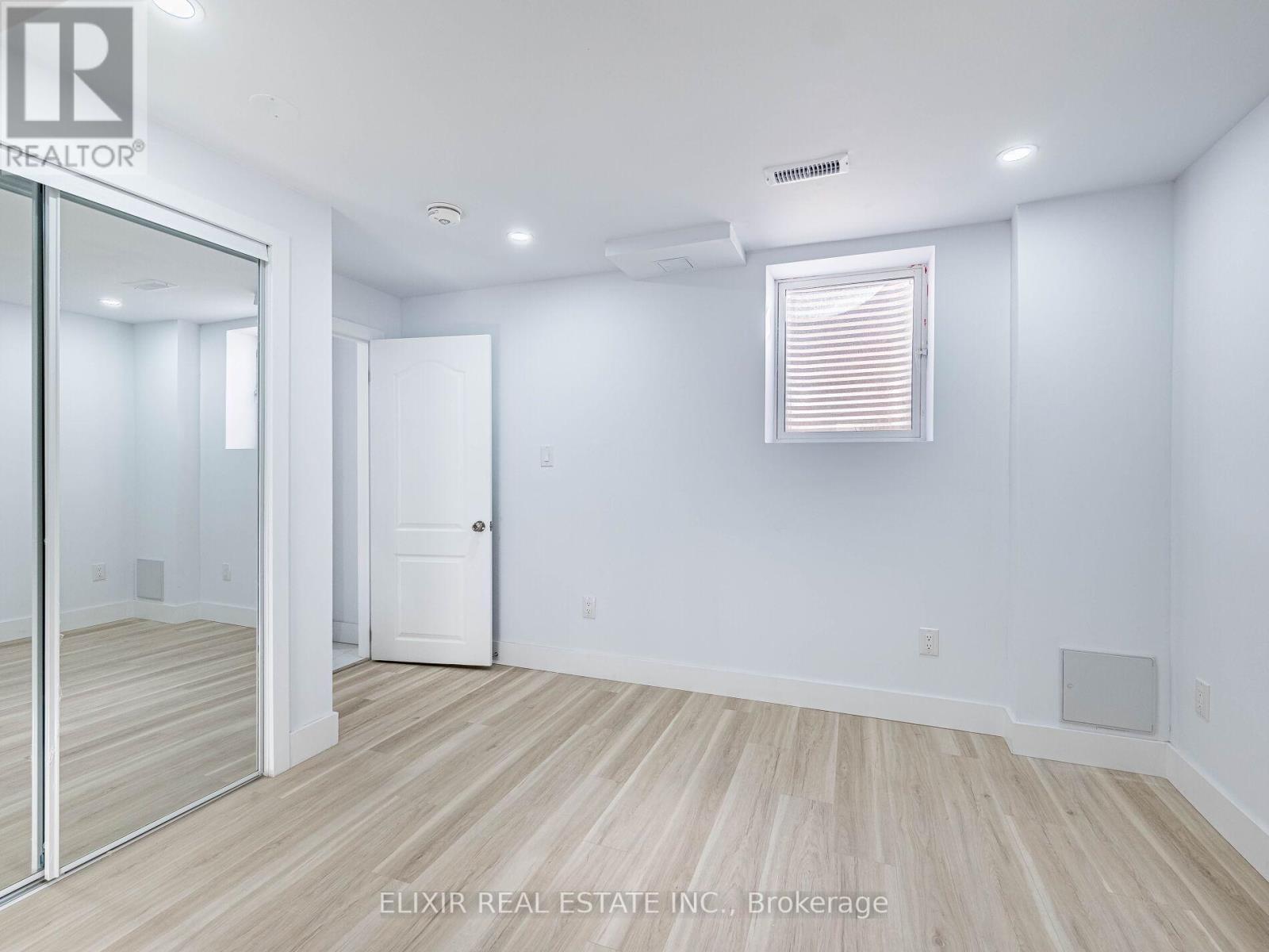 20 Penn Drive, Brampton, Ontario  L7A 1N9 - Photo 29 - W12608720