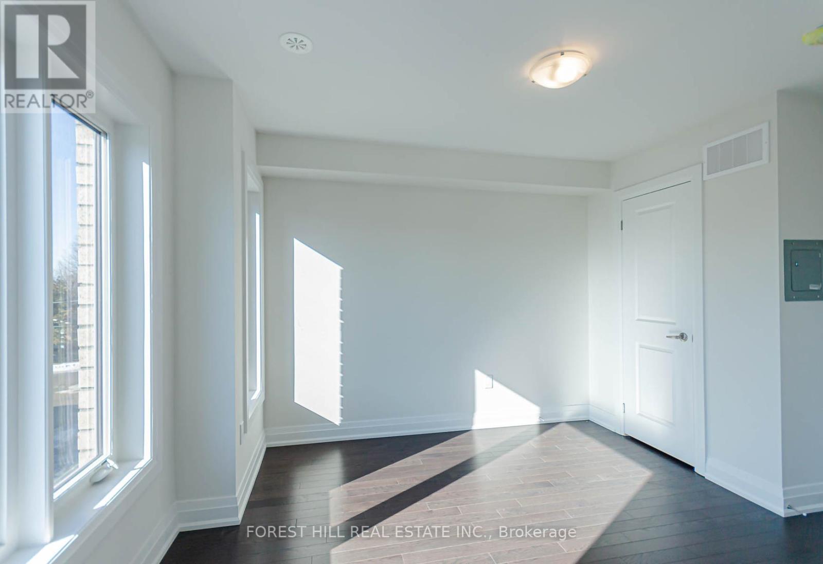 2 - 37 Wild Rose Gardens, Toronto, Ontario  M6L 0A5 - Photo 14 - W12608738