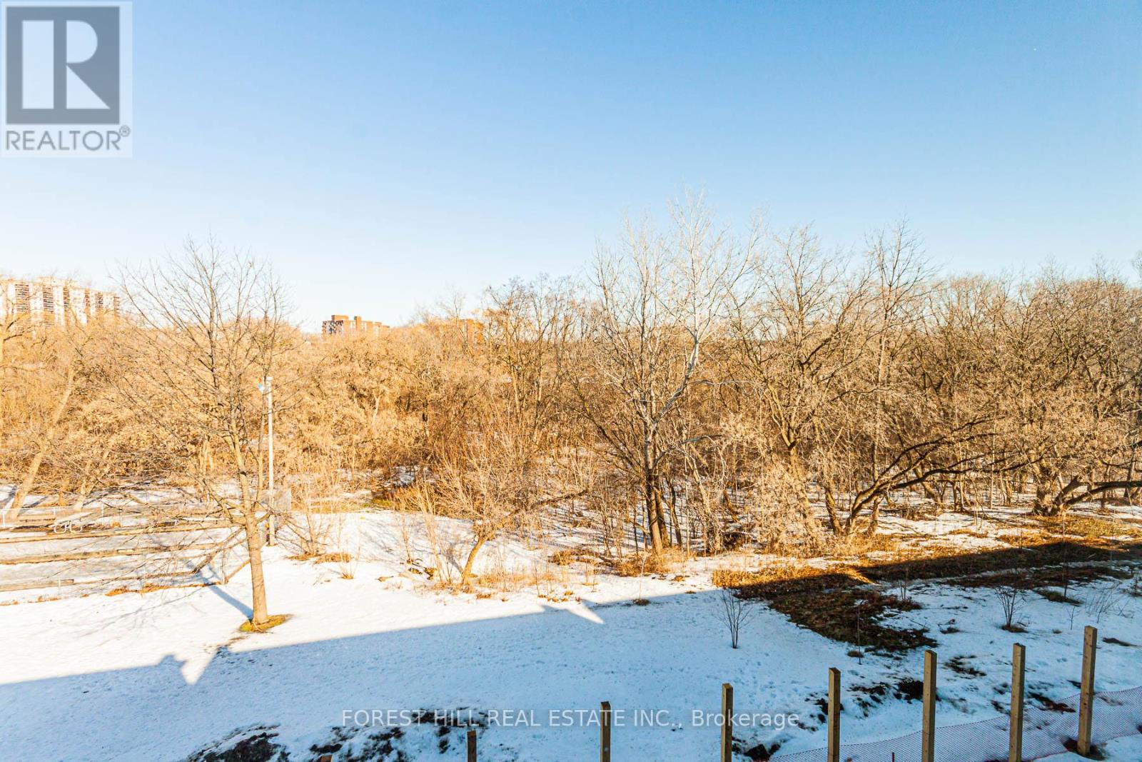 2 - 37 Wild Rose Gardens, Toronto, Ontario  M6L 0A5 - Photo 18 - W12608738