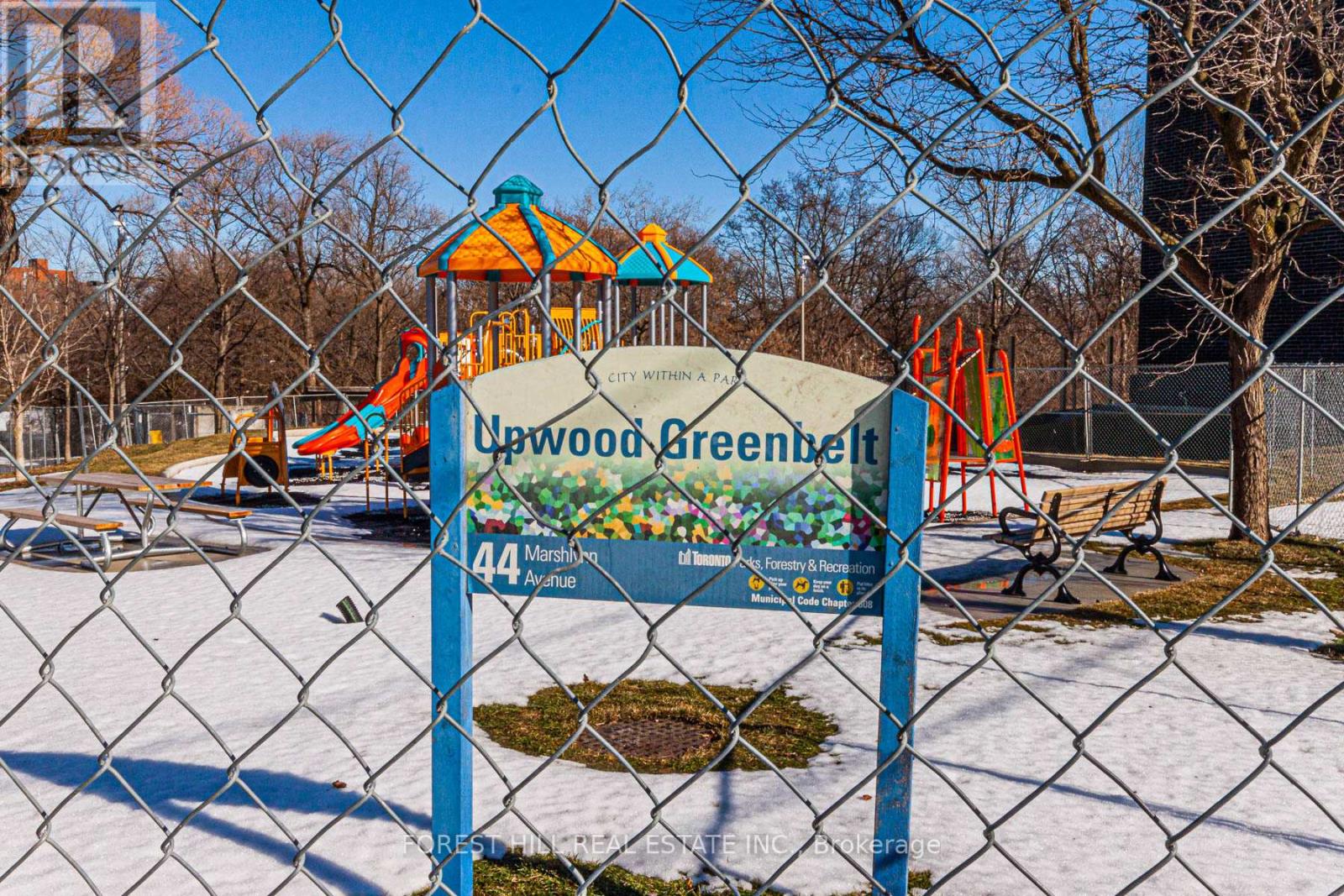 2 - 37 Wild Rose Gardens, Toronto, Ontario  M6L 0A5 - Photo 19 - W12608738