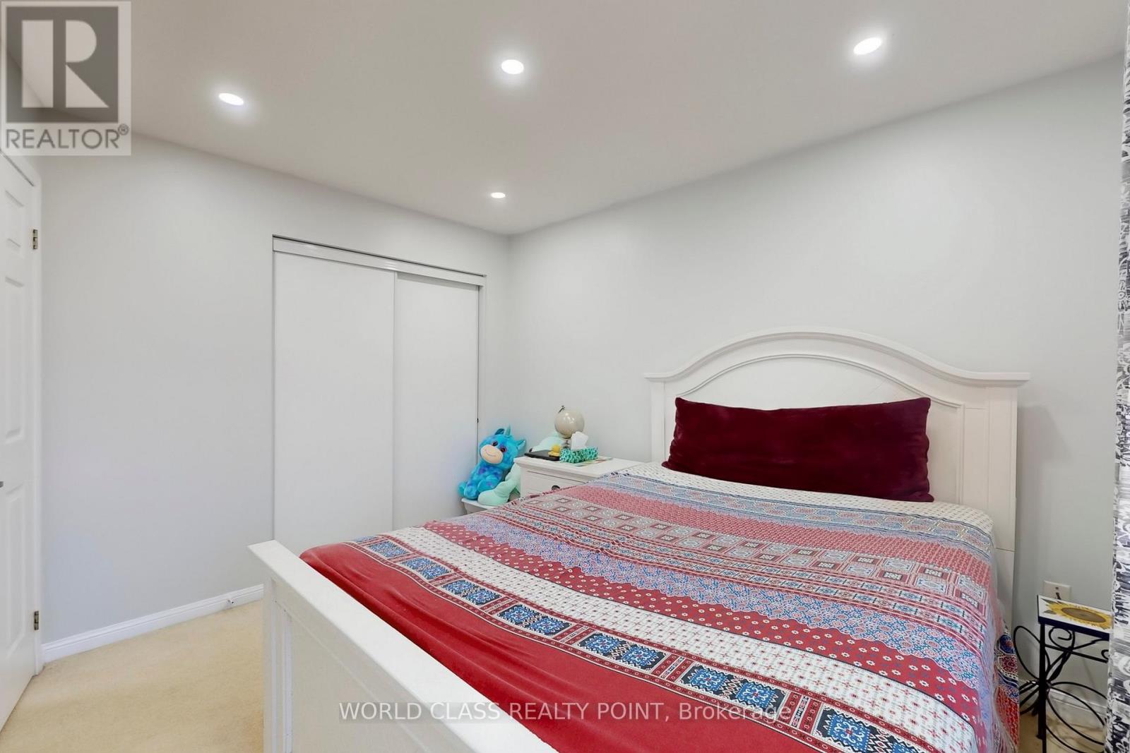 382 Pringle Avenue, Milton, Ontario  L9T 7M4 - Photo 17 - W12608740