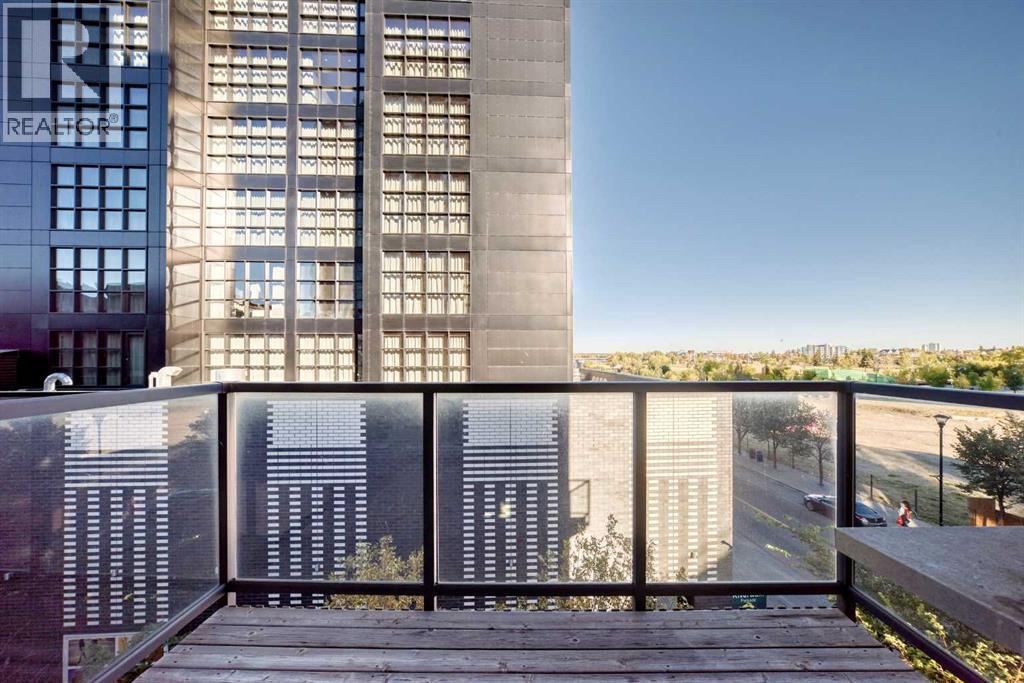 423, 619 Confluence Way Se, Calgary, Alberta T2G 1C1 - Photo 4 - A2260506