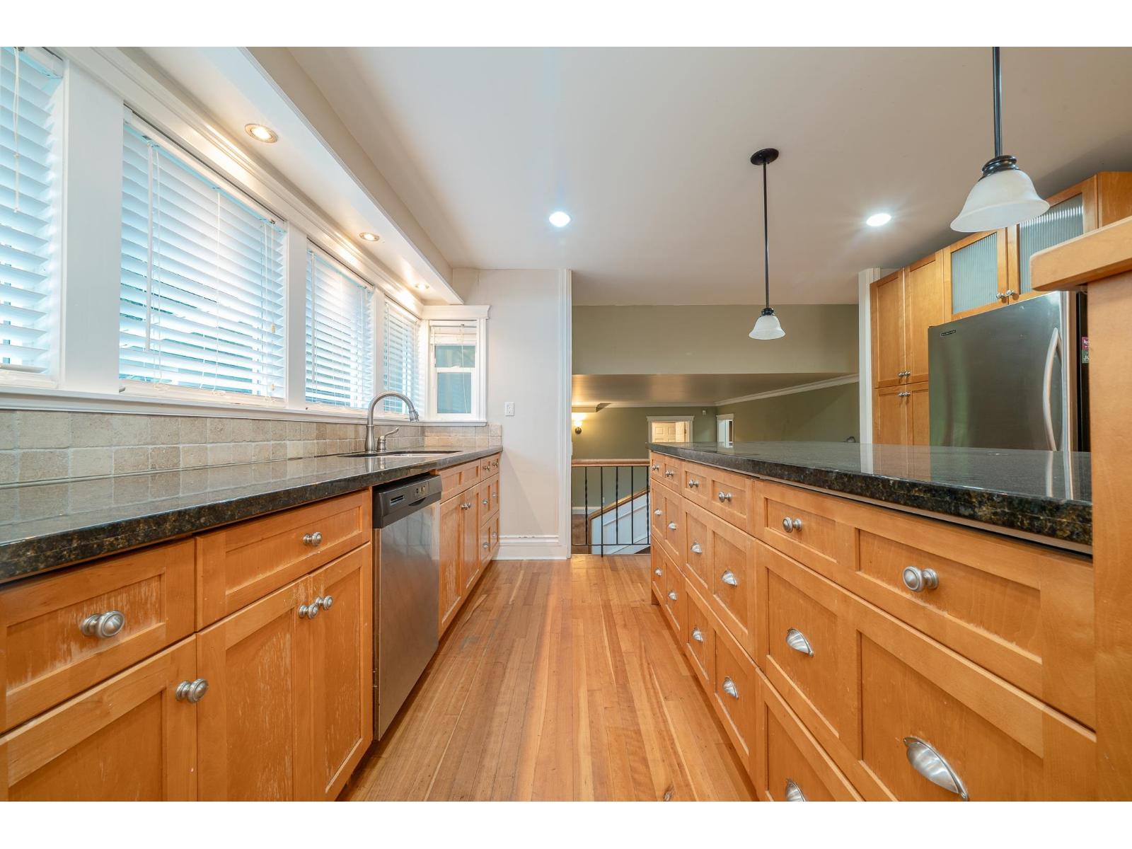 1949 134 Street, Surrey, British Columbia  V4A 4C5 - Photo 10 - R3072231