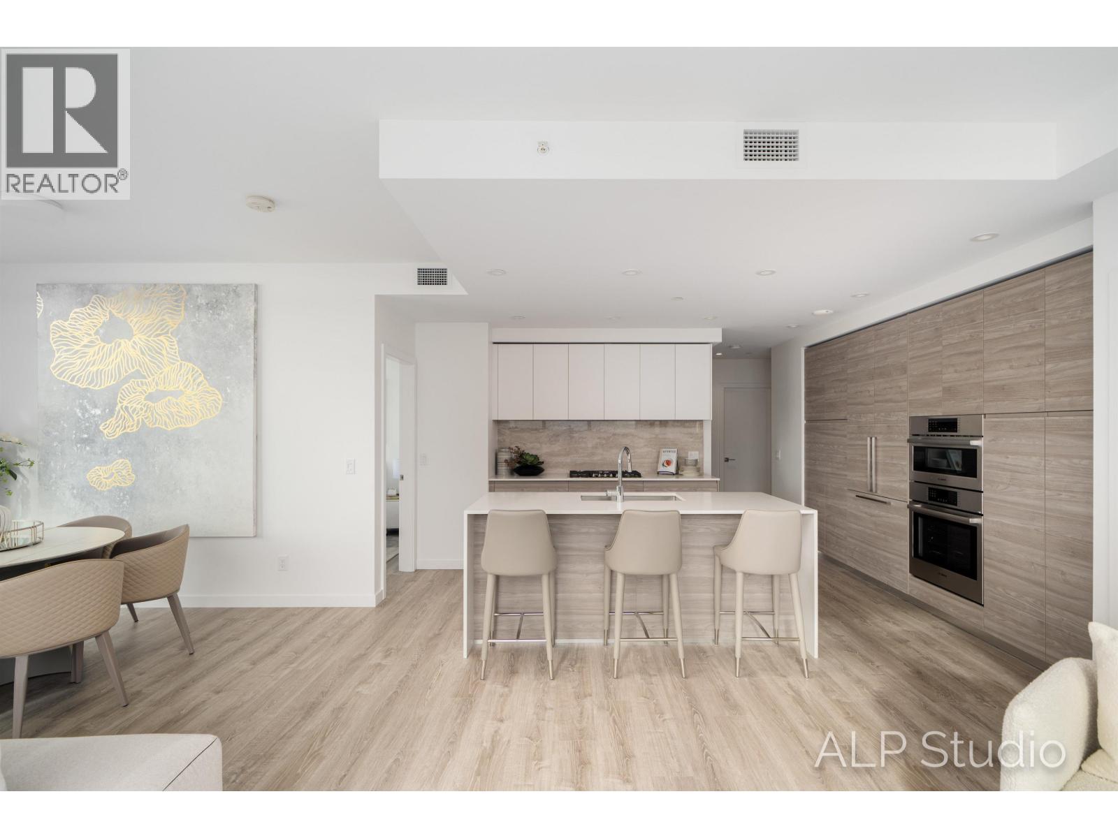 3708 680 QUAYSIDE DRIVE