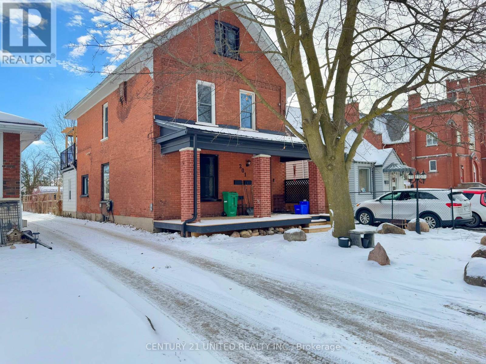 201 Romaine Street, Peterborough, Ontario  K9J 2C3 - Photo 2 - X12510156