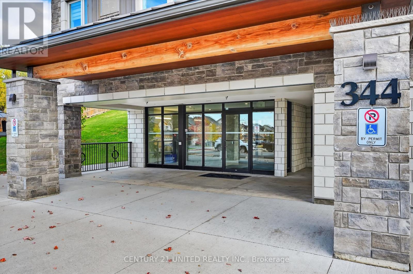 206 - 344 Florence Drive, Peterborough (Monaghan Ward 2), Ontario  K9J 0K4 - Photo 4 - X12491586