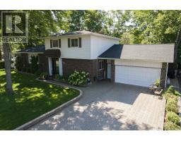 39 Val ST, Sault Ste. Marie, Ontario