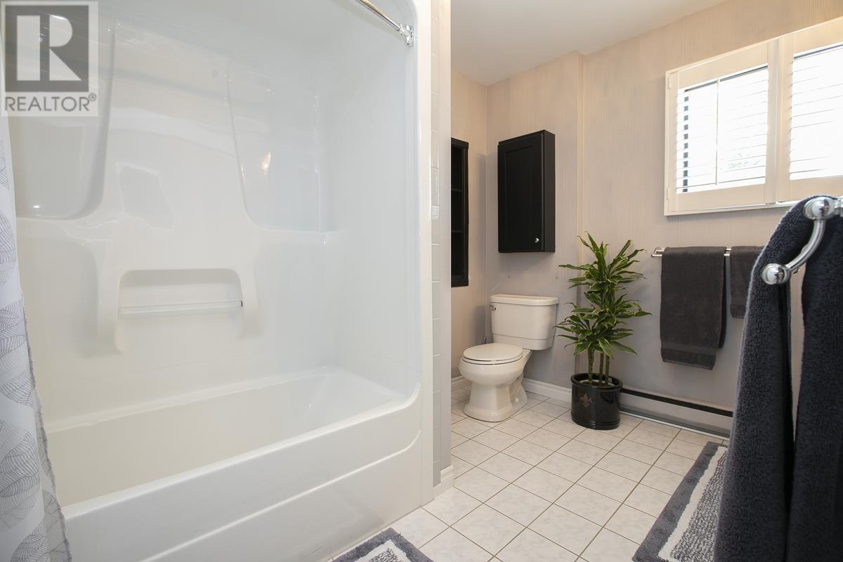 39 Val St, Sault Ste. Marie, Ontario P6A 5B4 - Photo 44 - SM252468