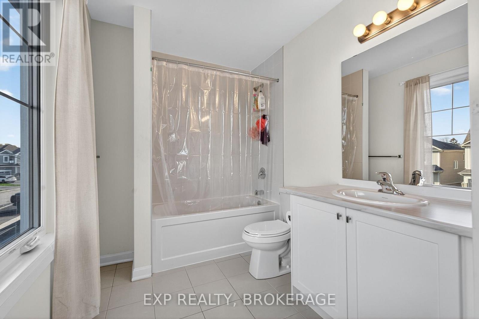 73 Oakmont Drive, Loyalist (Bath), Ontario  K0H 1G0 - Photo 26 - X12608790