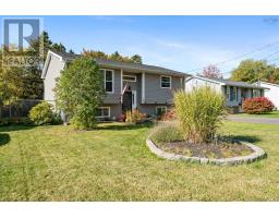 82 Sunnyvale Crescent