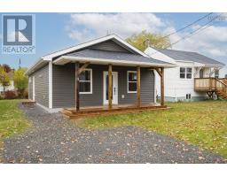 58 Oak Street, Pictou, Nova Scotia