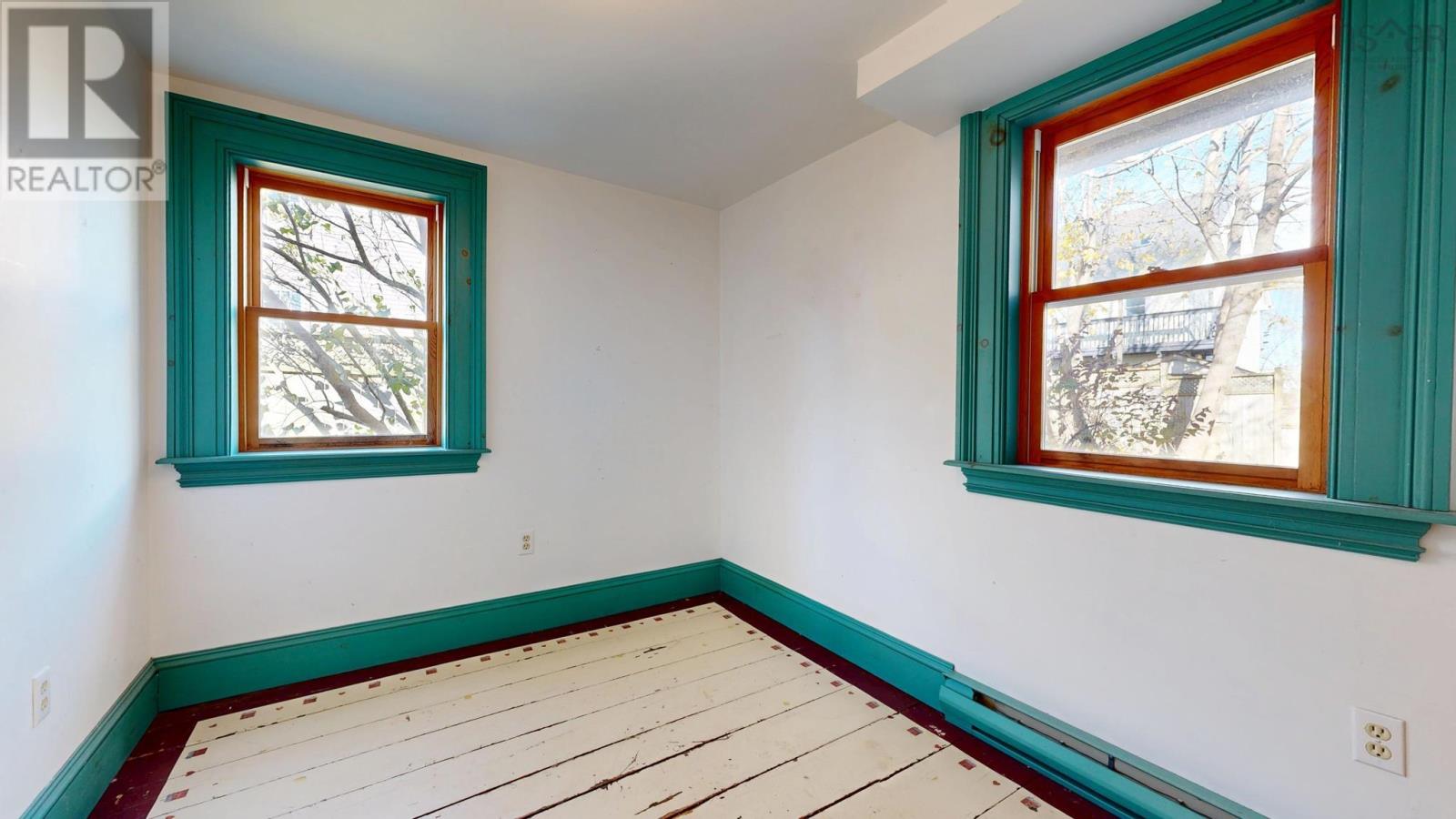 77 Fox Street, Lunenburg, Nova Scotia  B0J 2C0 - Photo 19 - 202528938