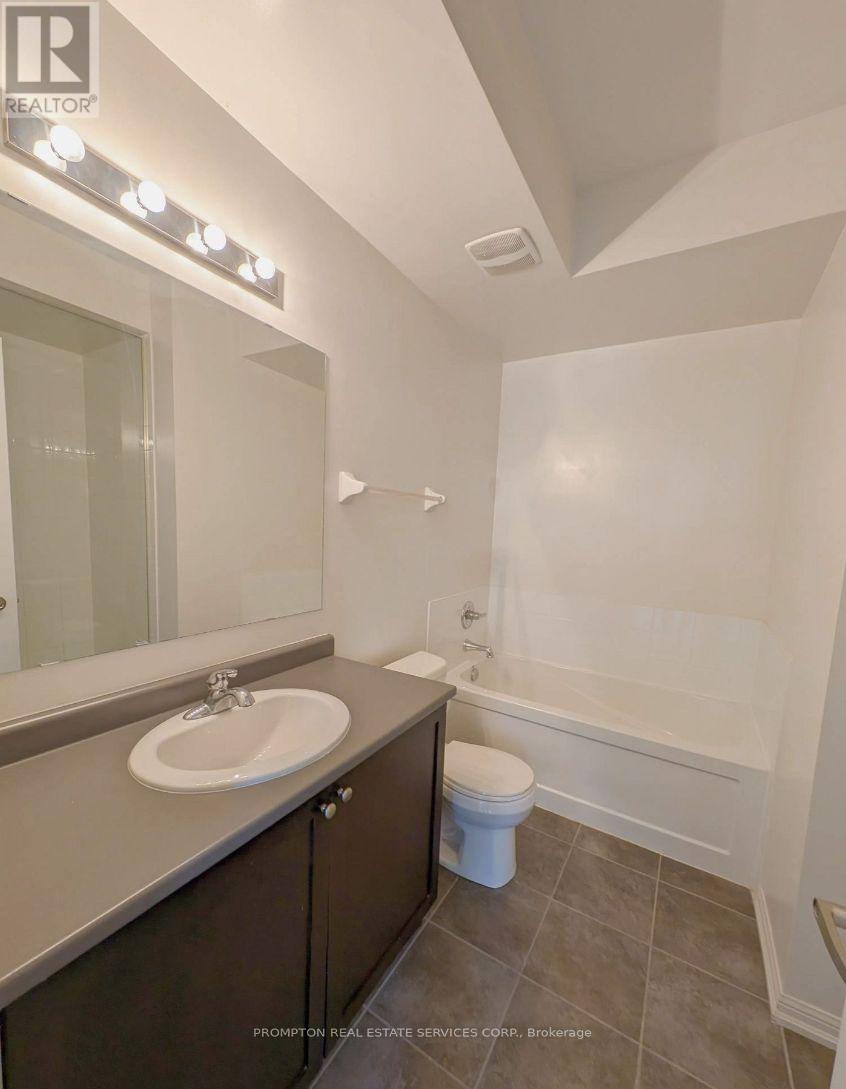 2 - 3120 Boxford Crescent, Mississauga, Ontario  L5M 0X1 - Photo 7 - W12468181