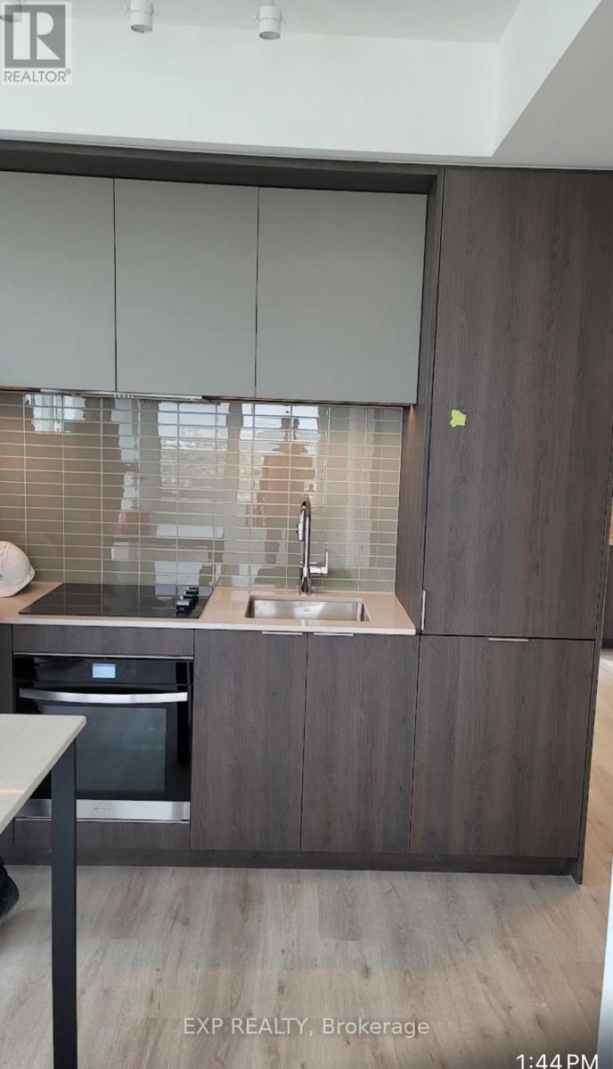 2203 - 395 Square One Drive, Mississauga, Ontario  L5B 0P6 - Photo 8 - W12462497