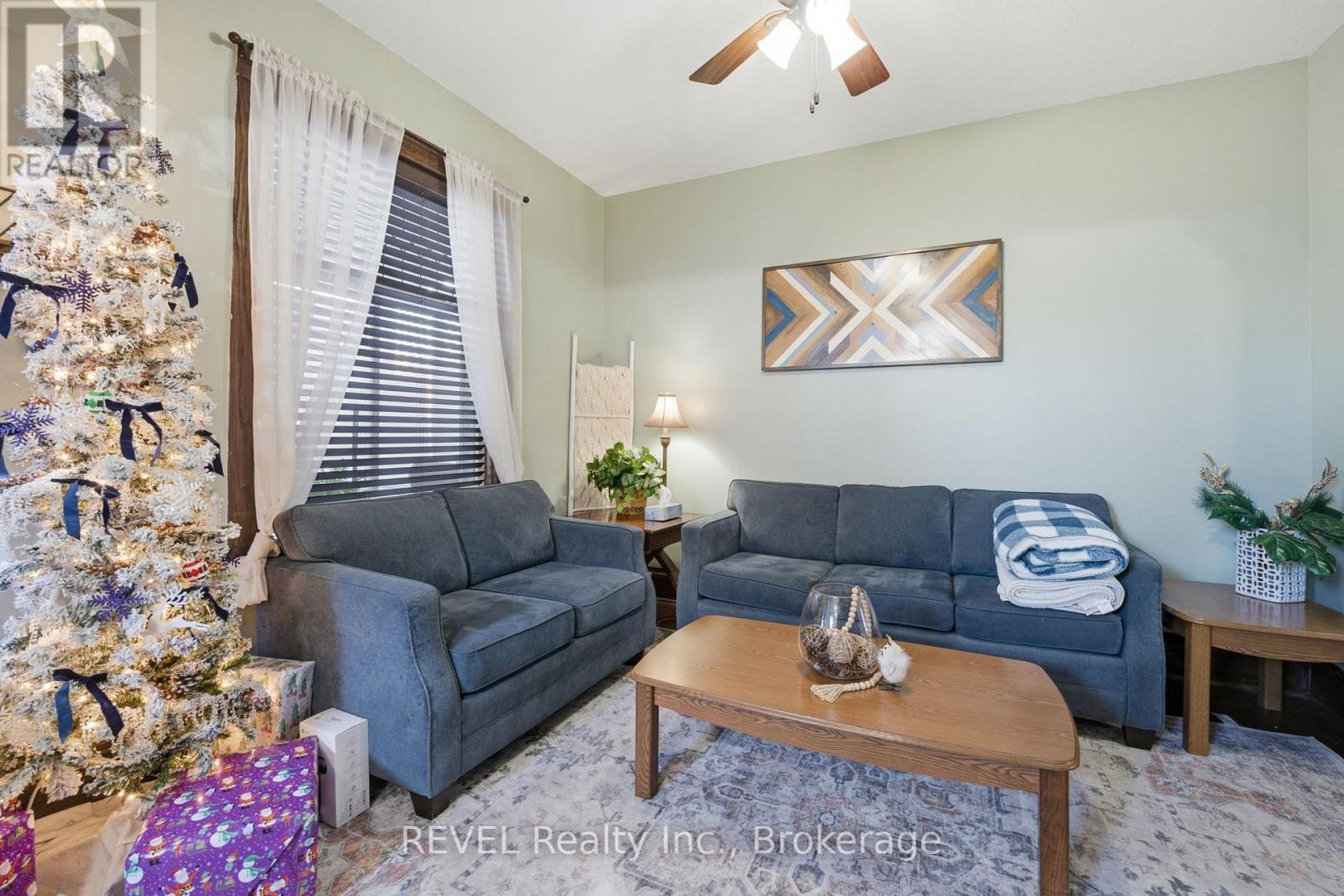 348 Hellems Avenue, Welland, Ontario  L3B 3C1 - Photo 10 - X12608794