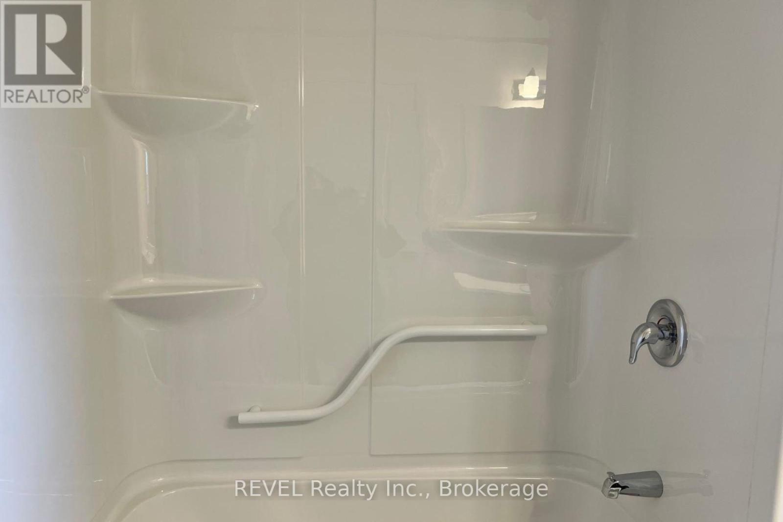 1013 Kraft Road N, Fort Erie, Ontario  L2A 0H3 - Photo 29 - X12608796