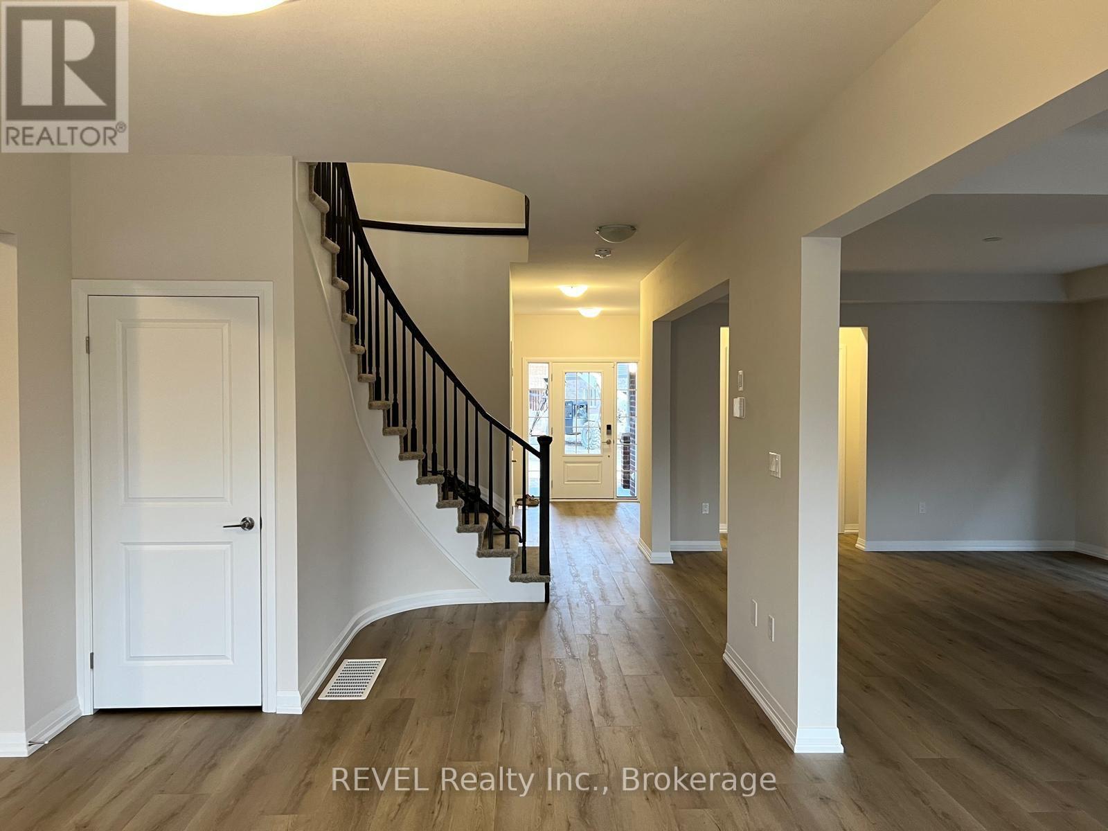 1013 Kraft Road N, Fort Erie, Ontario  L2A 0H3 - Photo 6 - X12608796