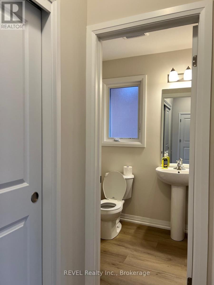 1013 Kraft Road N, Fort Erie, Ontario  L2A 0H3 - Photo 8 - X12608796