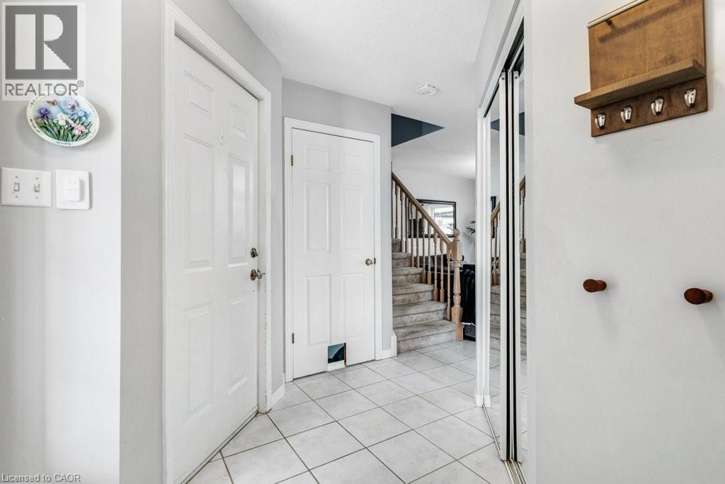 102 Marston Crescent, Cambridge, Ontario  N3C 4G4 - Photo 4 - 40791475