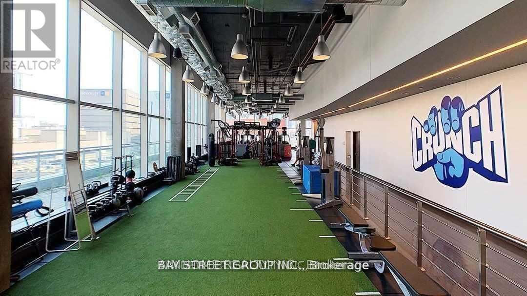 1703 - 386 Yonge Street, Toronto, Ontario  M5B 0A5 - Photo 9 - C12608770