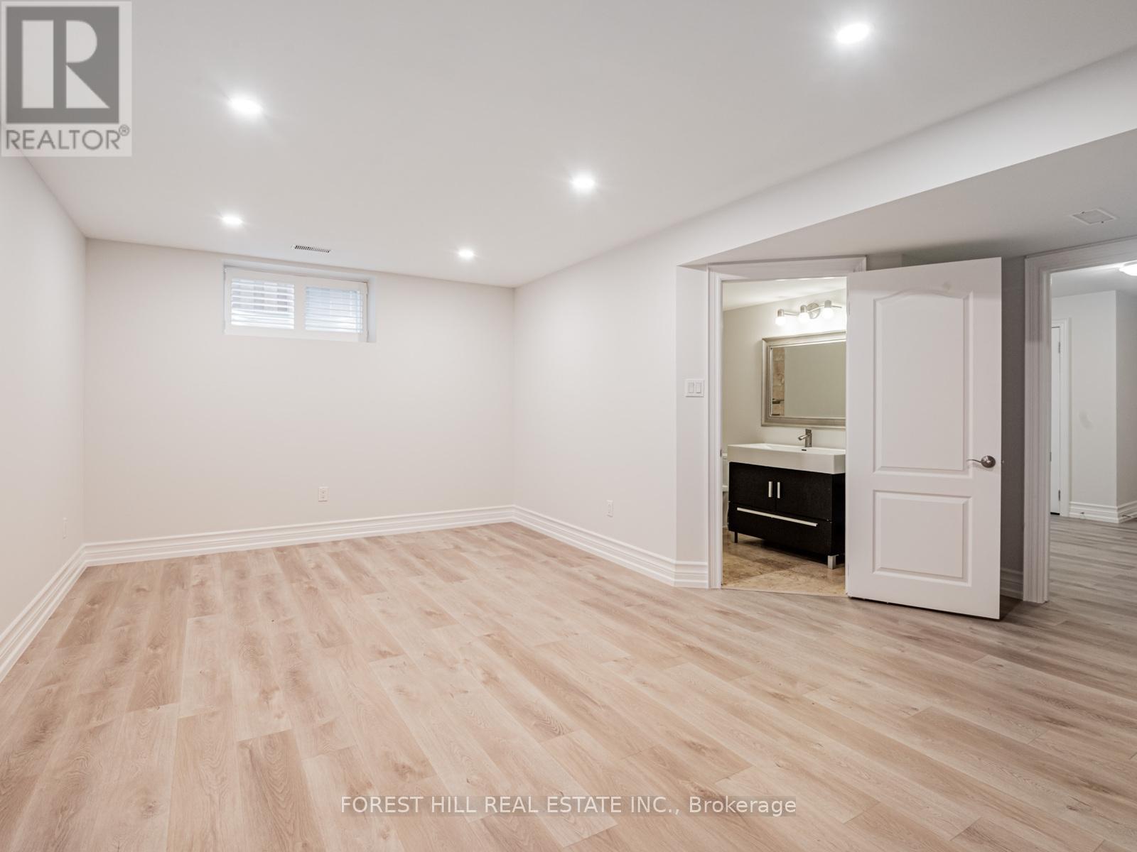 6 Terrace Avenue, Toronto, Ontario  M2R 1E9 - Photo 37 - C12608778